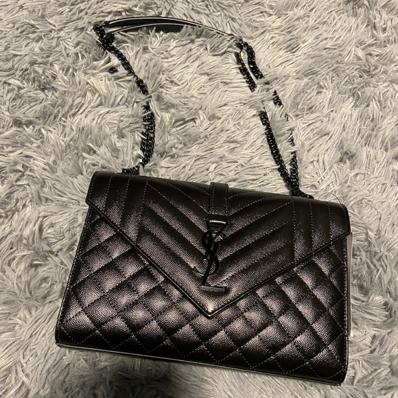 Yves Saint Laurent Black Quilted Bag - Picture 1 of 16